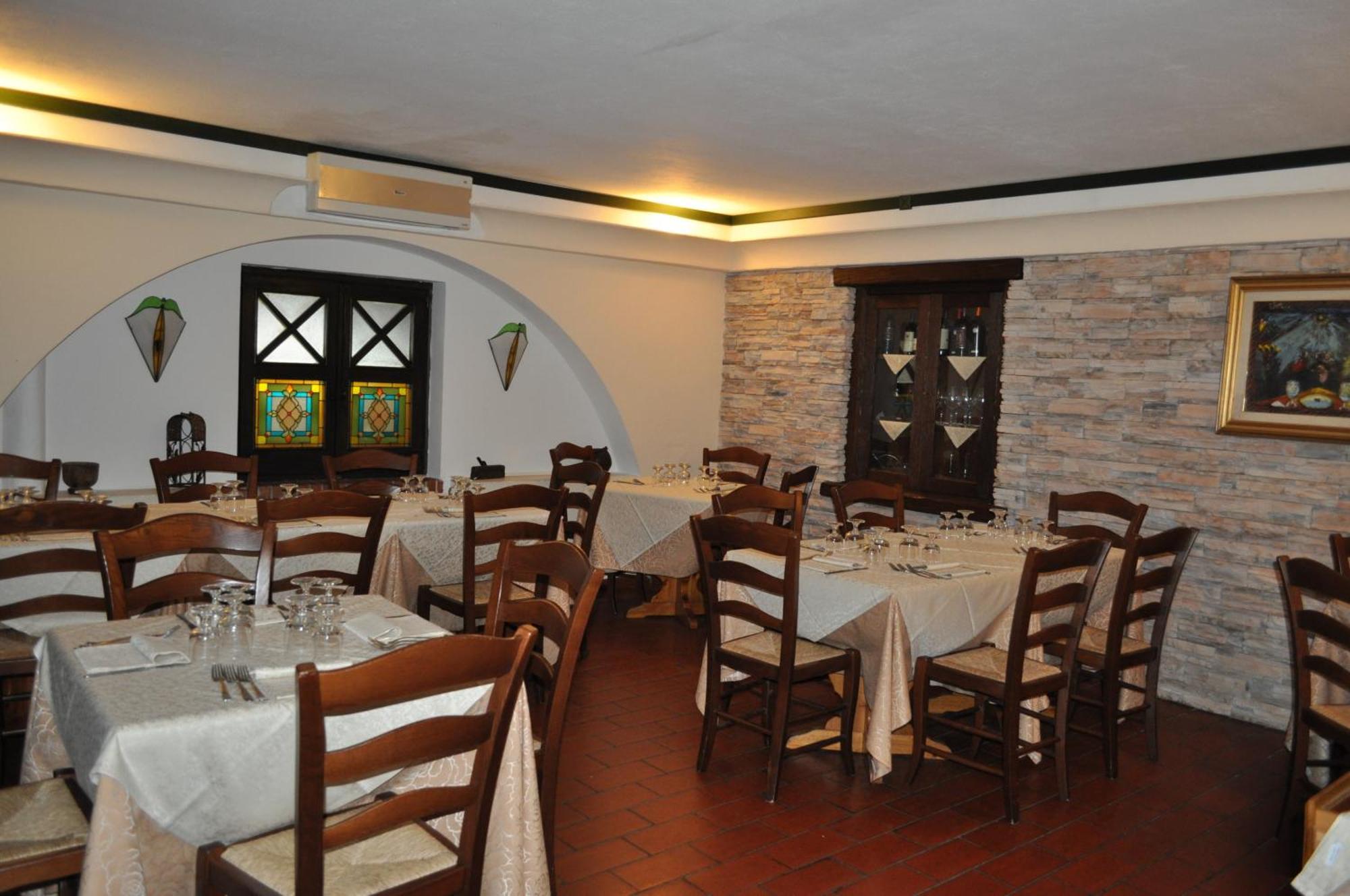 סרה סן ברונו Hotel Duca Di Calabria מראה חיצוני תמונה