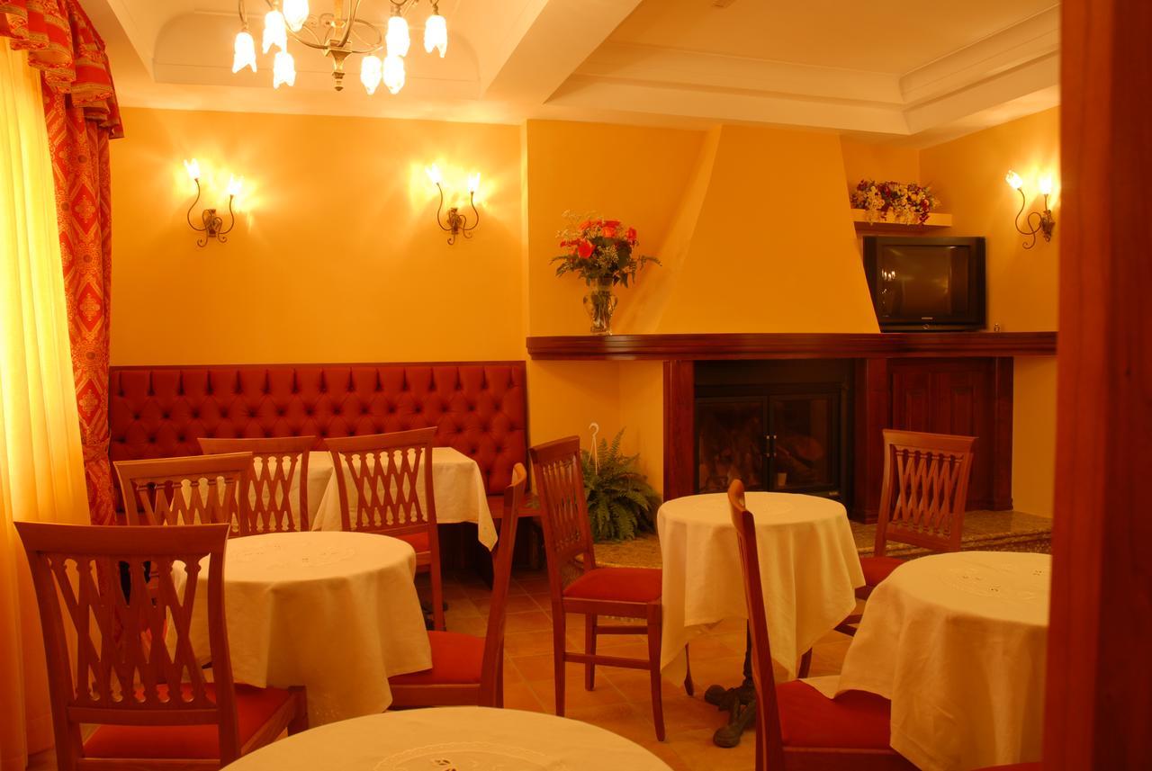 סרה סן ברונו Hotel Duca Di Calabria מראה חיצוני תמונה